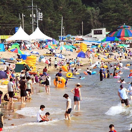 Ocean Beach Hotel Taean Bagian luar foto