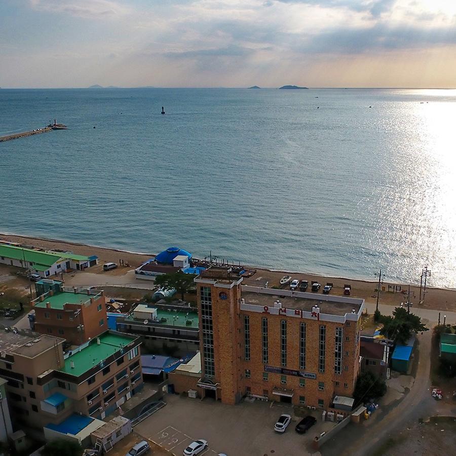 Ocean Beach Hotel Taean Bagian luar foto
